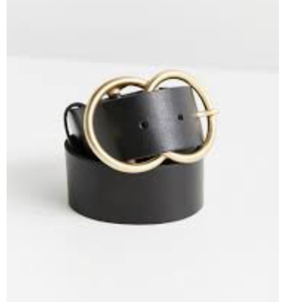 ISO! Urban outfitters double o ring belt